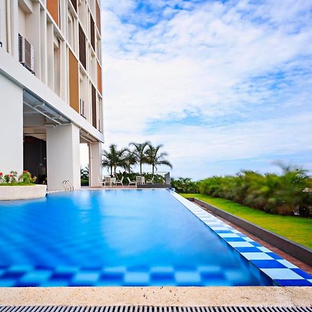 Eon Centennial Soho Hotel Cebu Exterior photo